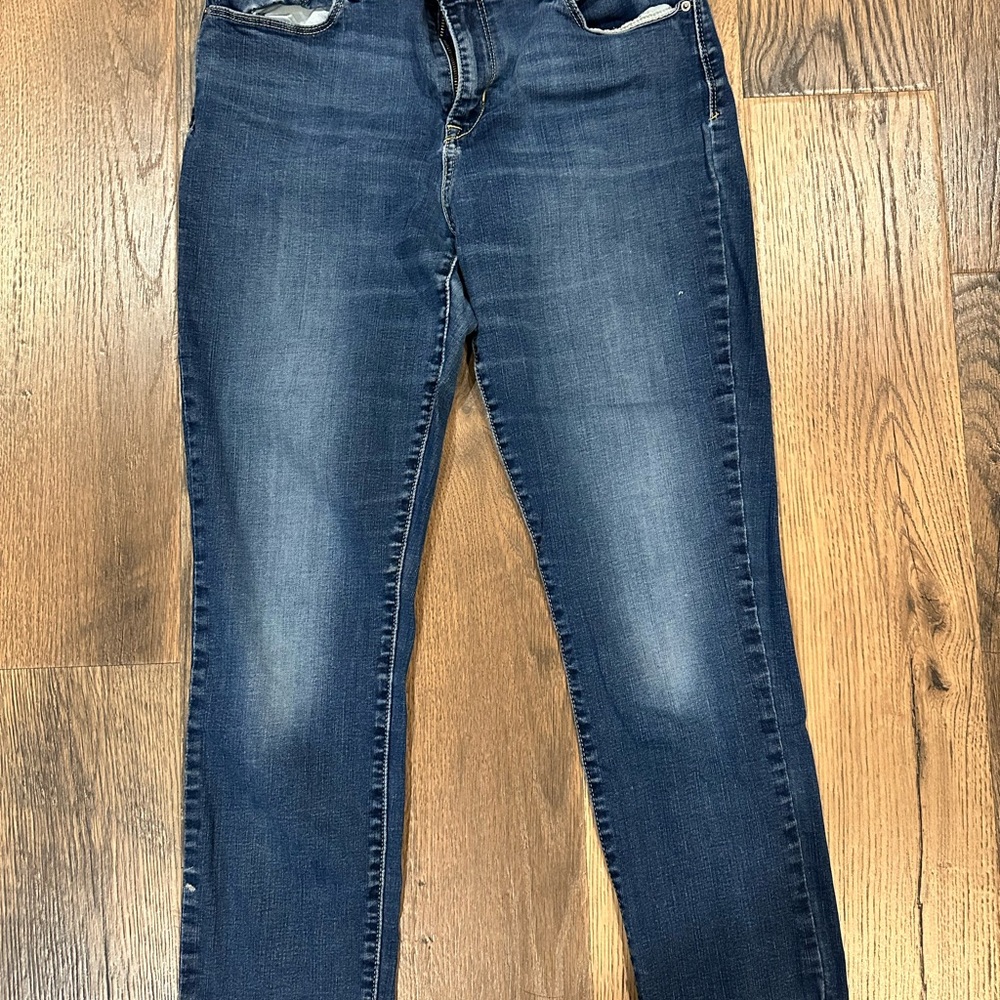 Levi’s Classic Blue Denim Jeans Size 14 W32 L30